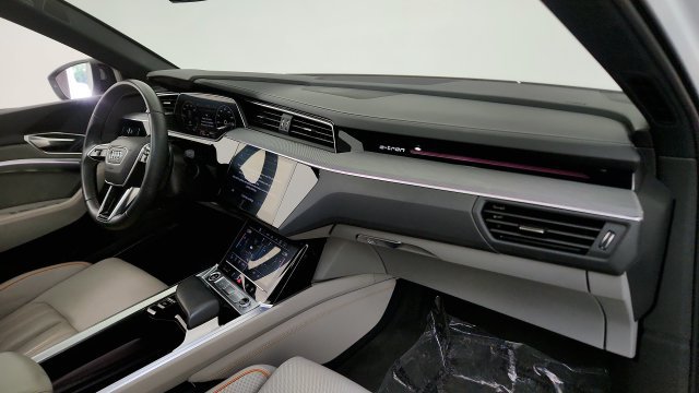 Used 2024 Audi Q8 e-tron Prestige w/ Prestige Package AWD/4WD image 34