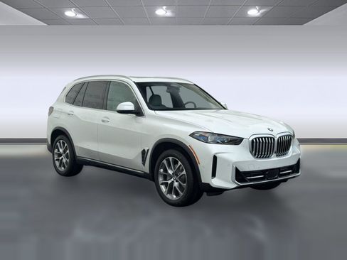 New 2026 BMW X5 sDrive40i w/ Premium Package RWD image 7