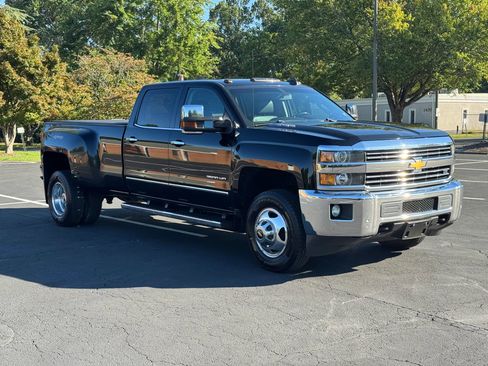 Used 2015 Chevrolet Silverado 3500 LTZ w/ Duramax Plus Package image 4