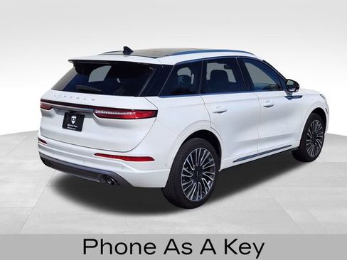 Used 2022 Lincoln Corsair Reserve w/ Equipment Group 201A image 10