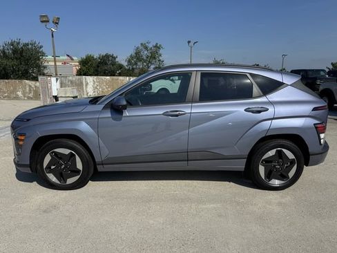 Used 2024 Hyundai Kona SEL FWD image 6
