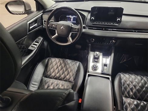 Used 2022 Mitsubishi Outlander SEL image 10