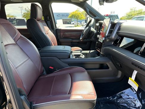 New 2026 RAM 2500 Limited AWD/4WD image 13