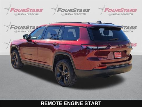 Used 2023 Jeep Grand Cherokee L Limited w/ Black Appearance Package image 7