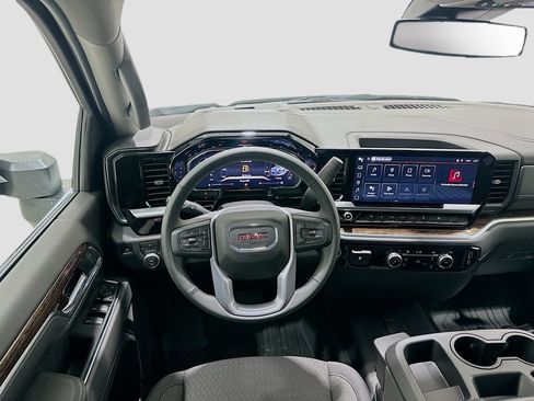 New 2026 GMC Sierra 2500 SLE AWD/4WD image 22