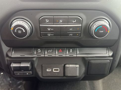Certified 2021 Chevrolet Silverado 1500 Custom Trail Boss AWD/4WD image 29