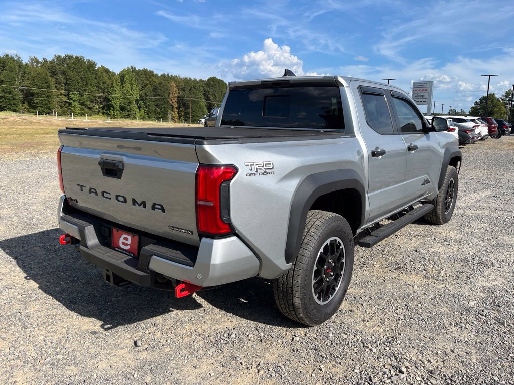 Used 2025 Toyota Tacoma TRD Off-Road w/ TRD Off Road Upgrade Package AWD/4WD image 7