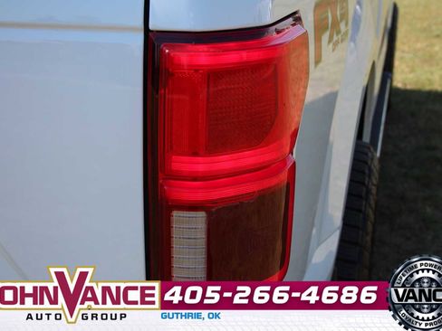 Used 2018 Ford F150 XLT w/ Equipment Group 302A Luxury AWD/4WD image 13