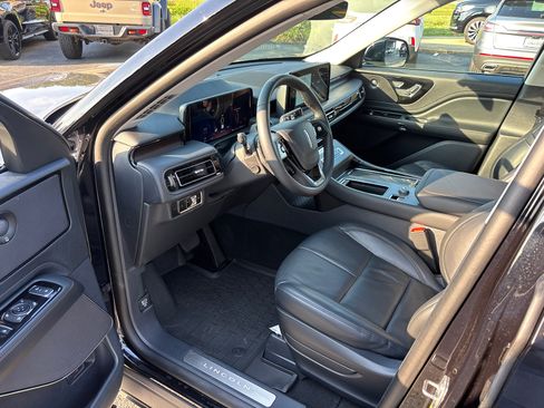 New 2025 Lincoln Aviator Reserve w/ Illumination Package image 26