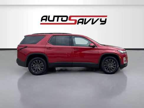 Used 2023 Chevrolet Traverse RS image 8