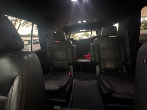 Used 2021 Chevrolet Tahoe RST w/ Luxury Package RWD image 4