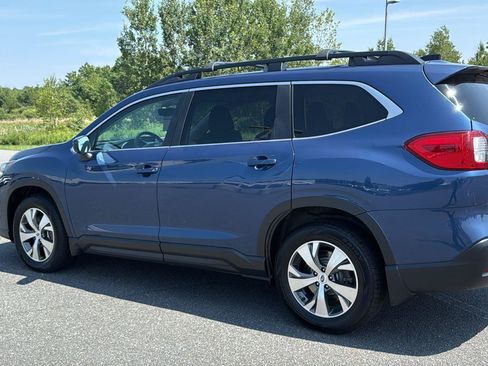 Used 2021 Subaru Ascent Premium w/ Convenience Package AWD/4WD image 9