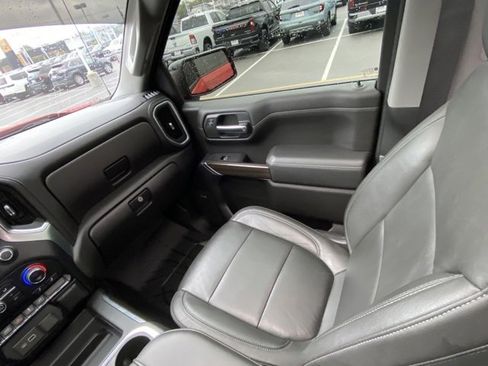 Used 2019 Chevrolet Silverado 1500 LT Trail Boss image 28