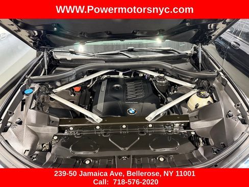 Used 2021 BMW X7 xDrive40i w/ Premium Package AWD/4WD image 21