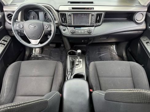 Used 2018 Toyota RAV4 XLE image 13