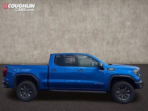 Used 2024 GMC Sierra 1500 AT4X AWD/4WD image 5