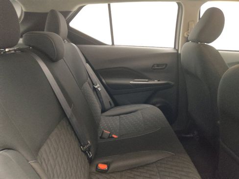 Used 2021 Nissan Kicks S FWD image 19