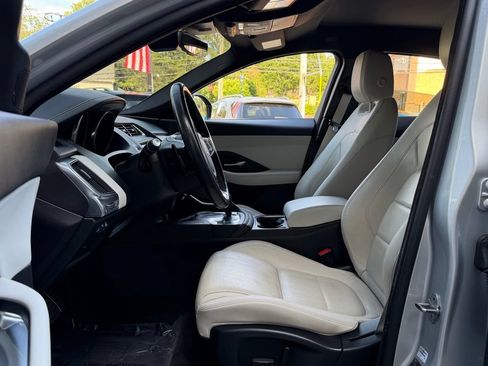 Used 2019 Jaguar E-PACE R-Dynamic S AWD/4WD image 25