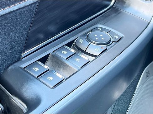 Used 2024 Ford F150 Lariat AWD/4WD image 18