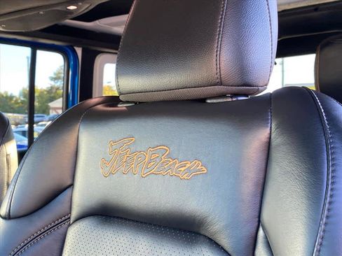 Used 2024 Jeep Wrangler Unlimited image 14