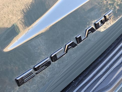 Certified 2025 Cadillac Escalade ESV Sport w/ LPO, Floor Liner Package image 14