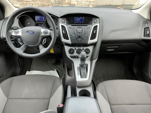 Used 2013 Ford Focus SE image 16