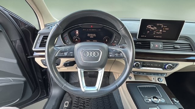 Used 2018 Audi Q5 2.0T Premium Plus w/ Premium Plus Package AWD/4WD image 11