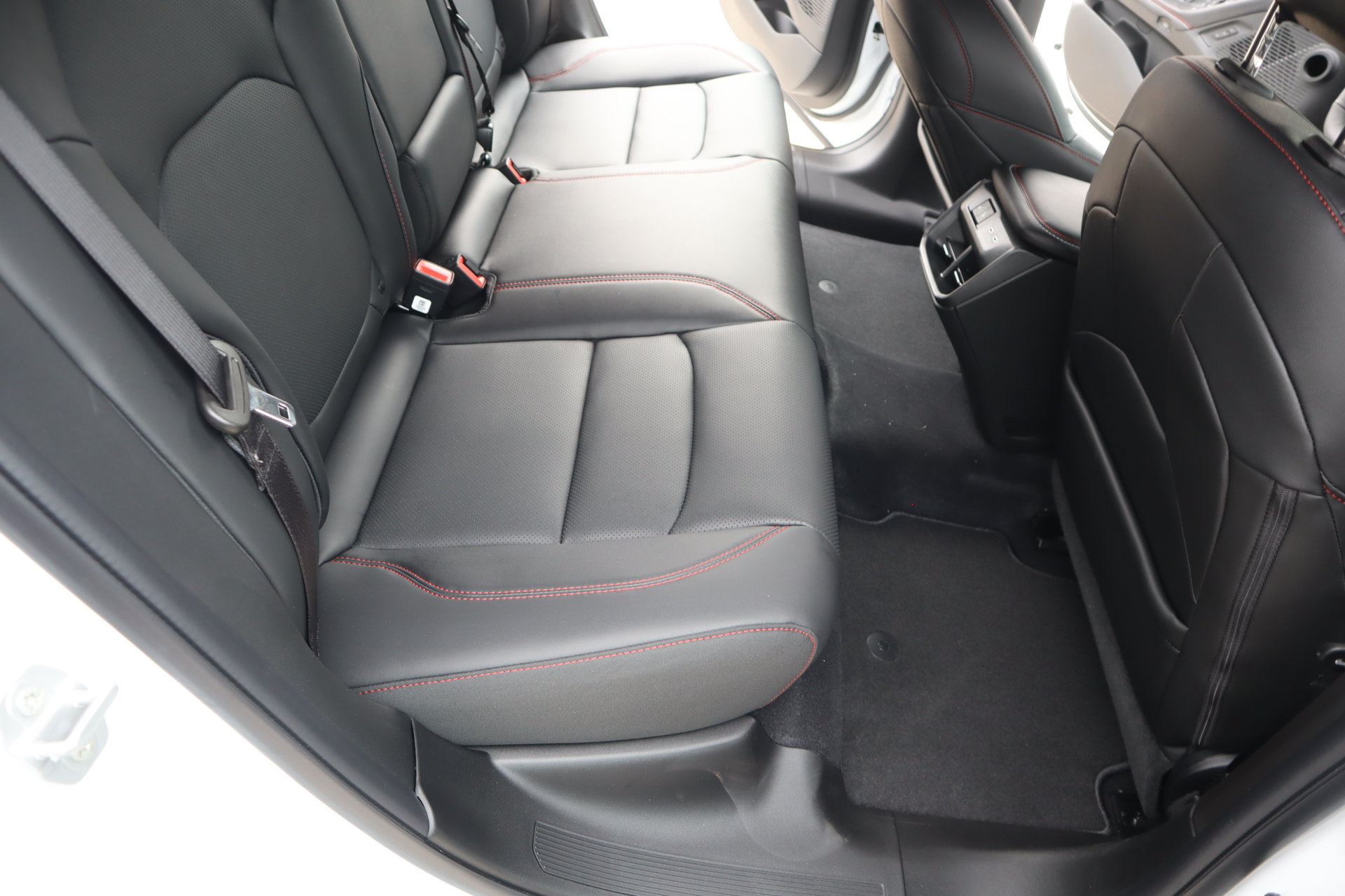New 2026 Dodge Charger R/T AWD/4WD image 15