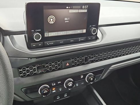 Used 2025 Honda Accord LX image 19