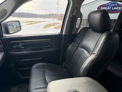 Used 2018 RAM 2500 Laramie w/ Sport Appearance Group image 33