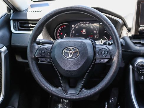 Used 2024 Toyota RAV4 XLE AWD/4WD image 17