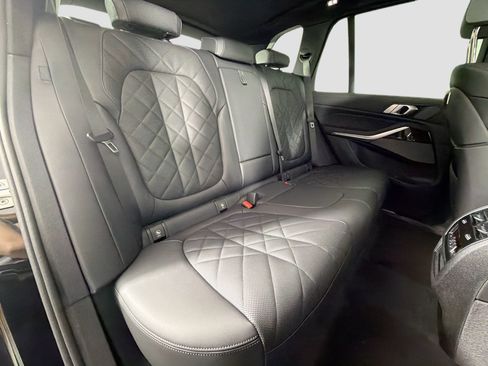New 2026 BMW X5 xDrive40i w/ M Sport Package image 28