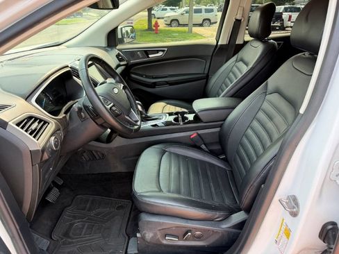 Used 2016 Ford Edge SEL w/ Equipment Group 201A FWD image 12