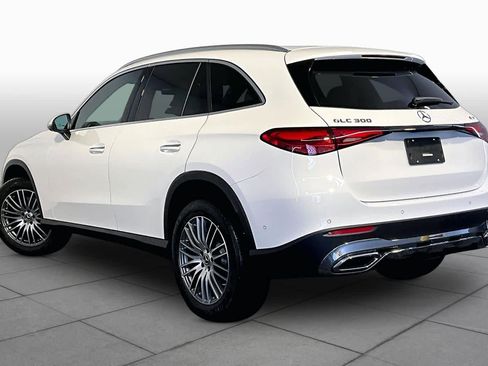 New 2026 Mercedes-Benz GLC 300 4MATIC image 3