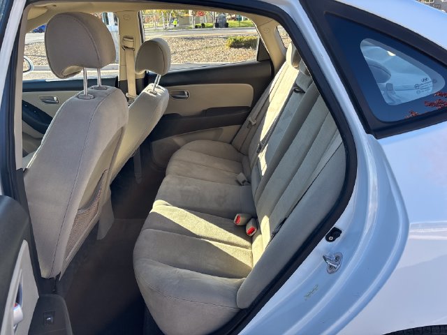 Used 2008 Hyundai Elantra Sedan FWD image 18