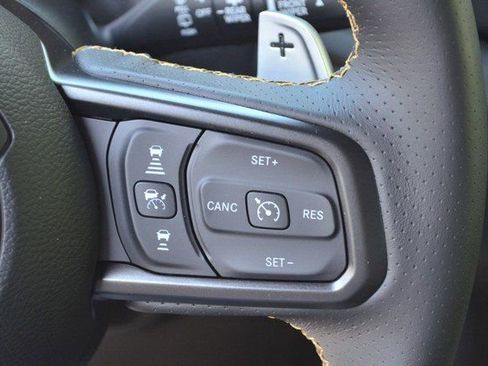 New 2025 Jeep Wrangler Unlimited Rubicon 392 image 18