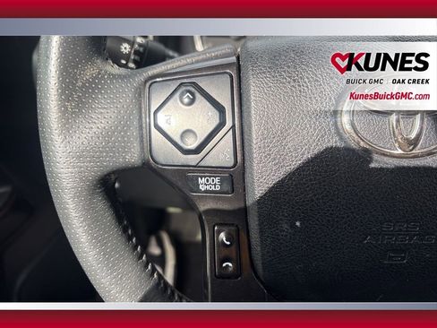 Used 2022 Toyota 4Runner TRD Off-Road Premium image 18