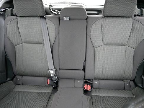 Used 2024 Subaru Crosstrek 2.0i Premium image 13