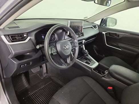 Used 2024 Toyota RAV4 LE AWD/4WD image 14