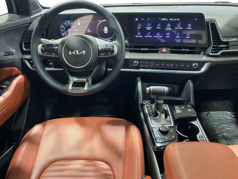 New 2025 Kia Sportage SX AWD/4WD image 10