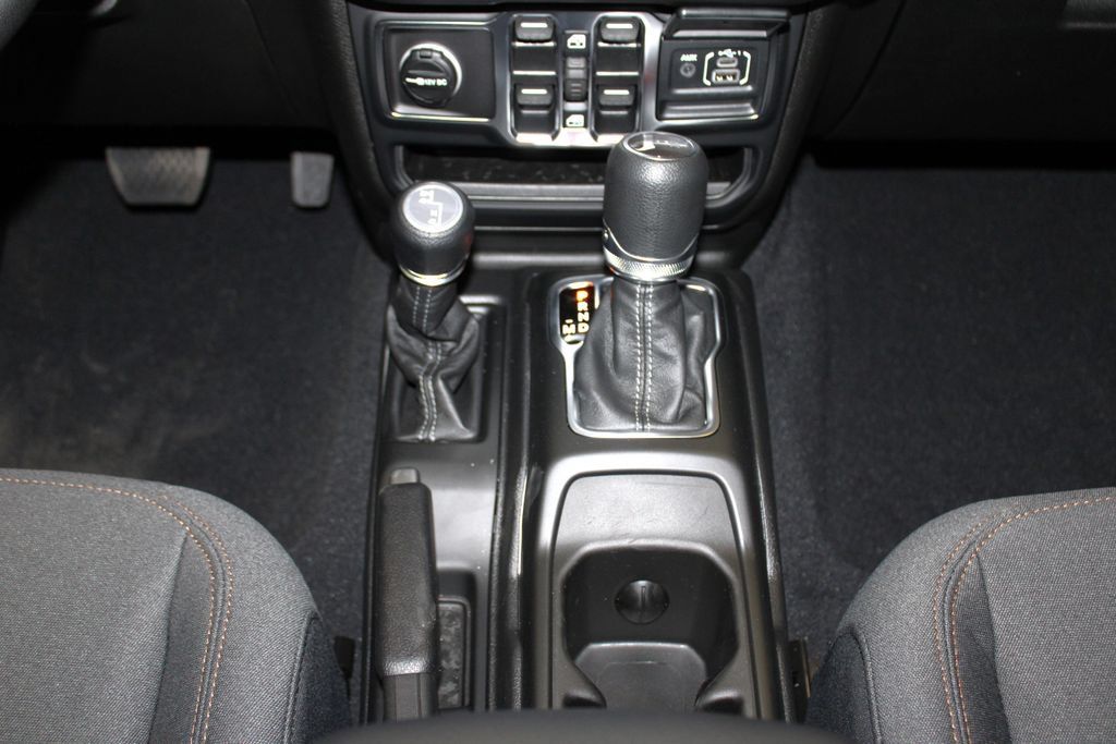 New 2026 Jeep Gladiator Sport AWD/4WD image 21