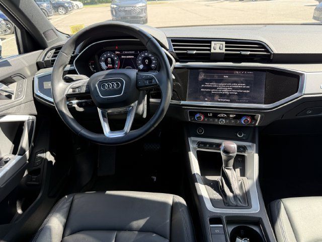 Used 2022 Audi Q3 2.0T Premium Plus AWD/4WD image 13