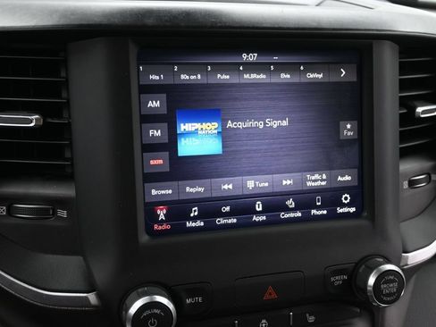 Used 2019 RAM 1500 Big Horn AWD/4WD image 11