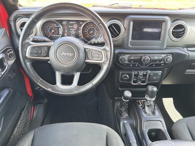 Used 2019 Jeep Wrangler Unlimited Sahara AWD/4WD image 21