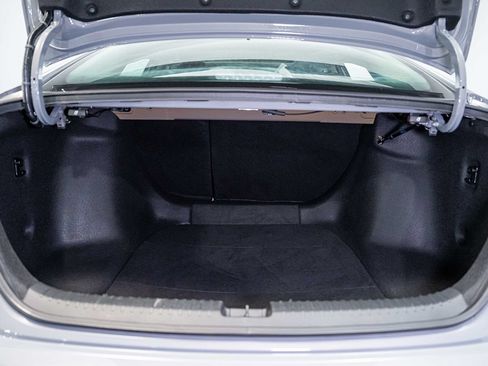 Used 2025 Honda Accord SE image 27