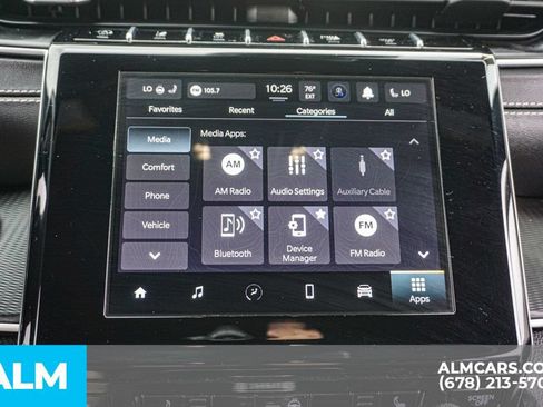 Used 2025 Jeep Grand Cherokee Altitude AWD/4WD image 33