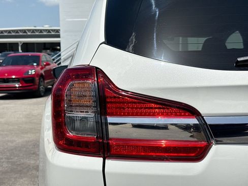 Used 2020 Subaru Ascent Touring w/ Popular Package #2A AWD/4WD image 10