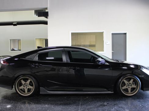 Used 2017 Honda Civic Si image 3