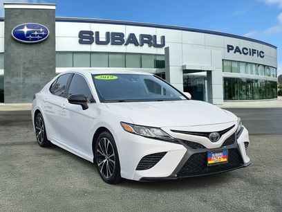 Used 2019 Toyota Camry SE w/ Carpet Mat Package