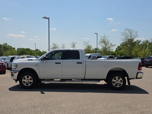 Used 2022 RAM 3500 Big Horn w/ Level C Equiment Group AWD/4WD image 4